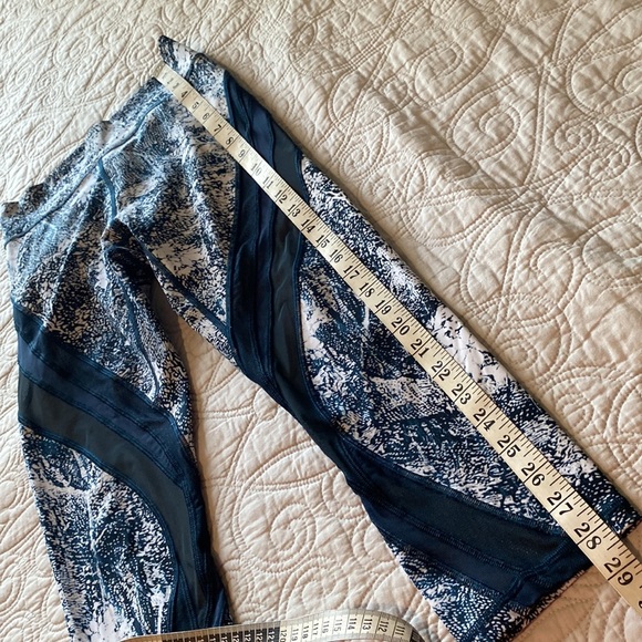 Lululemon Athletica Never Still Crop Leggings - Picture 7 of 7